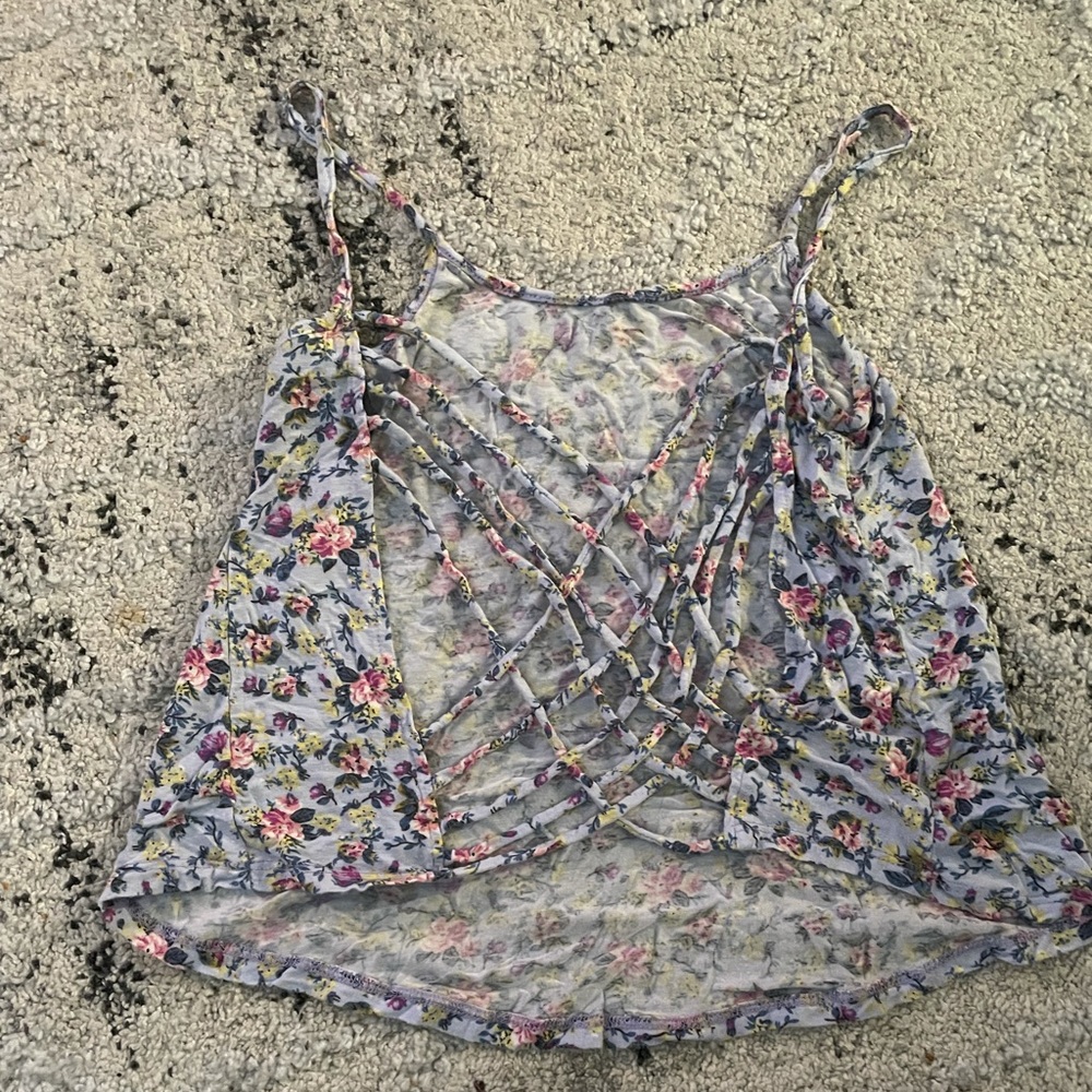 Wet Seal flowered lattice back tank